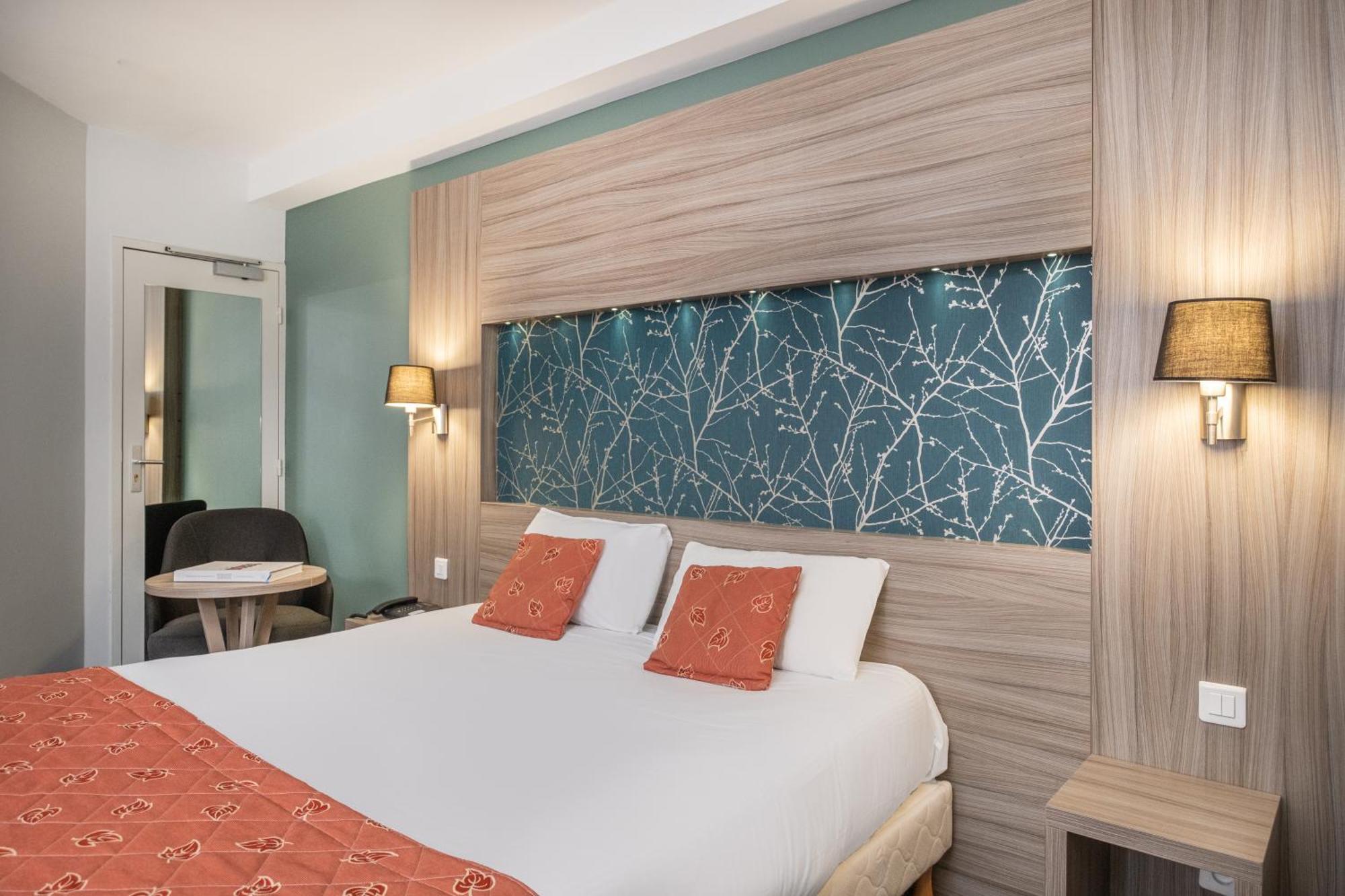 Charme Hotel, Montbeliard Sud Экстерьер фото