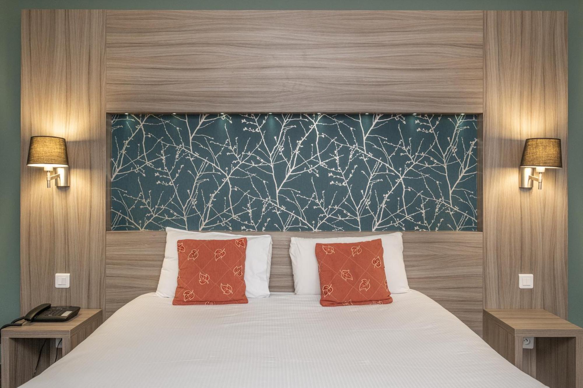 Charme Hotel, Montbeliard Sud Экстерьер фото